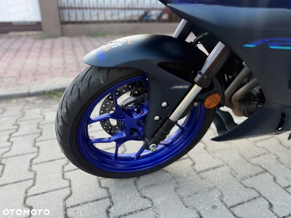 Yamaha R3 - 21