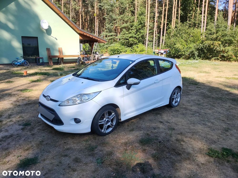 Ford Fiesta - 6