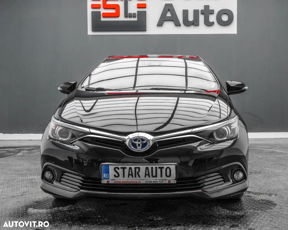 Toyota Auris 1.8 L VVT-i Sol + - 2