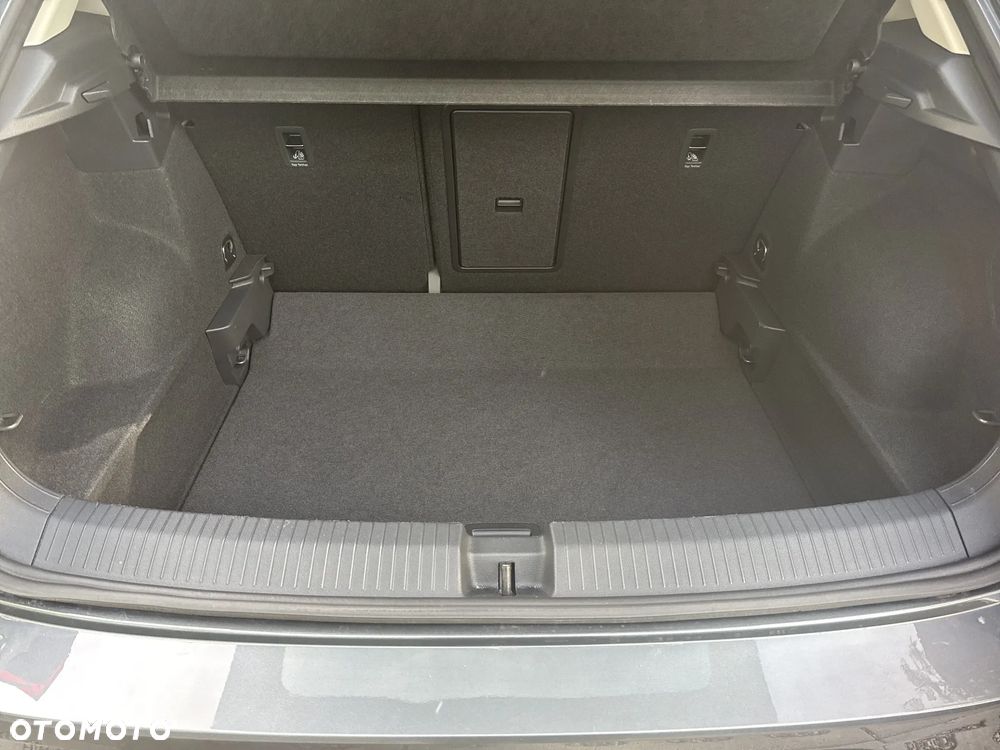 Volkswagen T-Roc 1.5 TSI Style DSG - 18