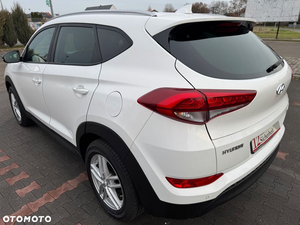 Hyundai Tucson 1.6 GDi 2WD Select - 22