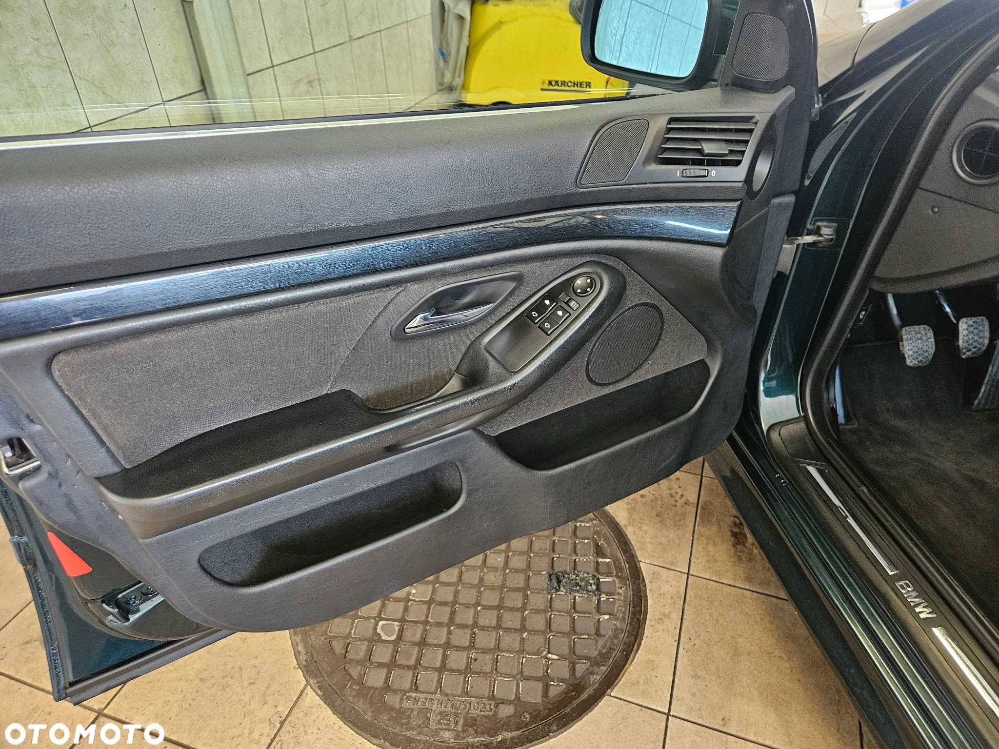 BMW Seria 5 520i - 13