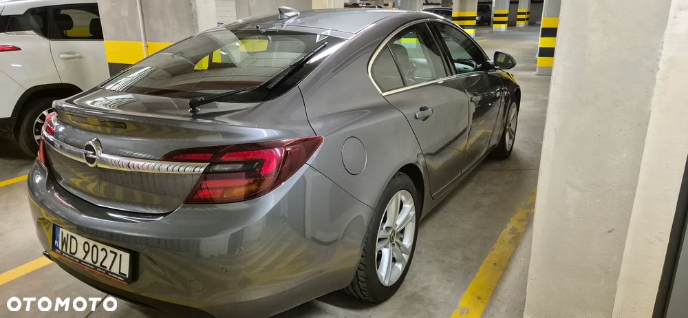Opel Insignia 2.0 CDTI Cosmo S&S - 24