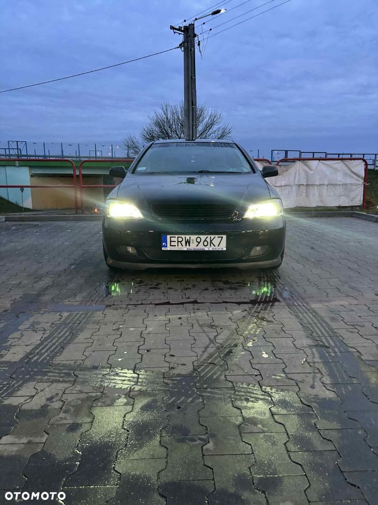 Opel Astra 2.2 Bertone - 3