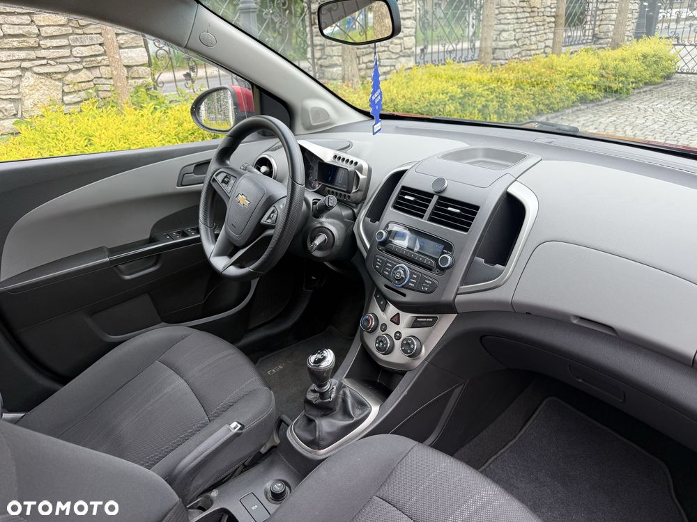 Chevrolet Aveo - 6