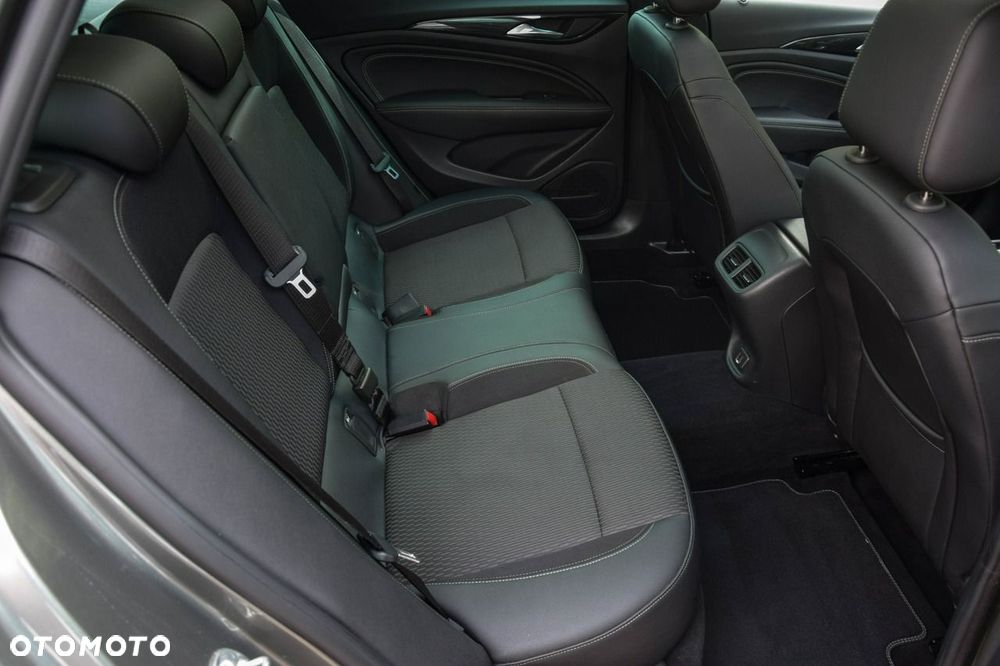 Opel Insignia 2.0 BiTurbo D 4x4 Automatik Ultimate Exclusive - 31