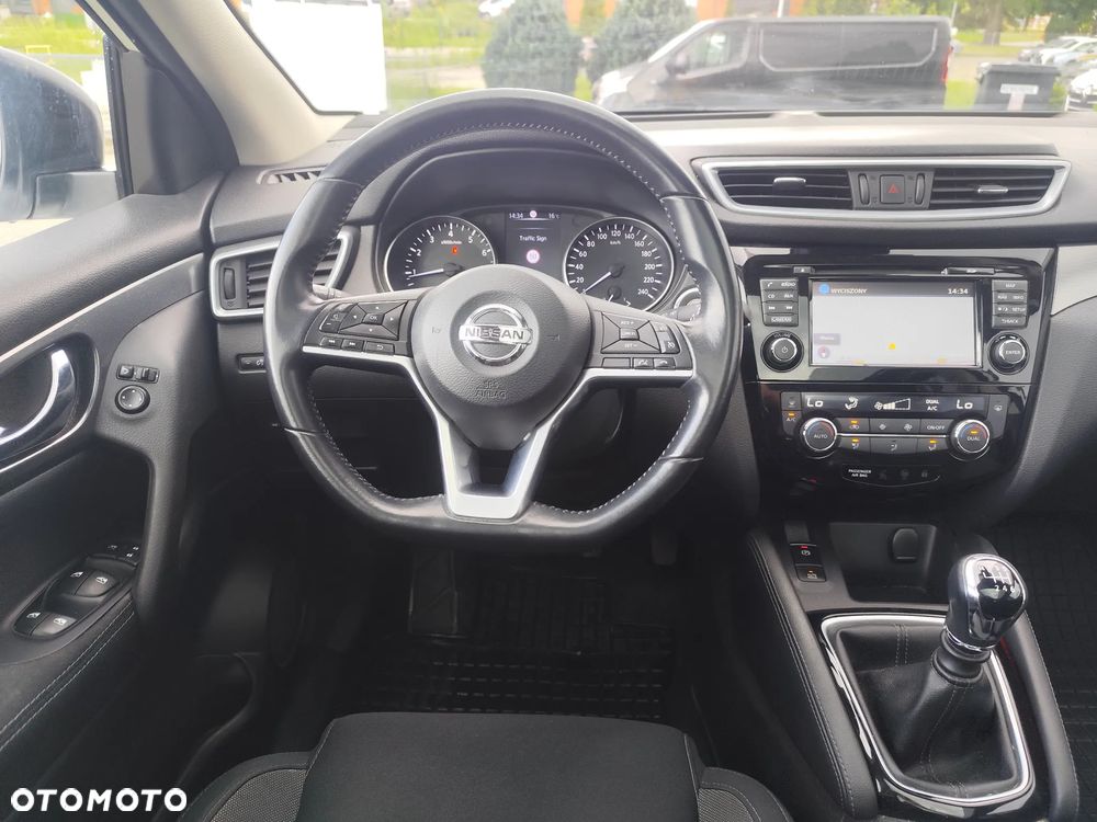 Nissan Qashqai 1.2 DIG-T N-Connecta EU6 - 11