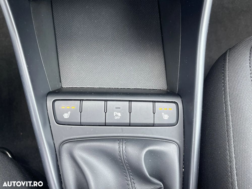 Hyundai i20 - 19