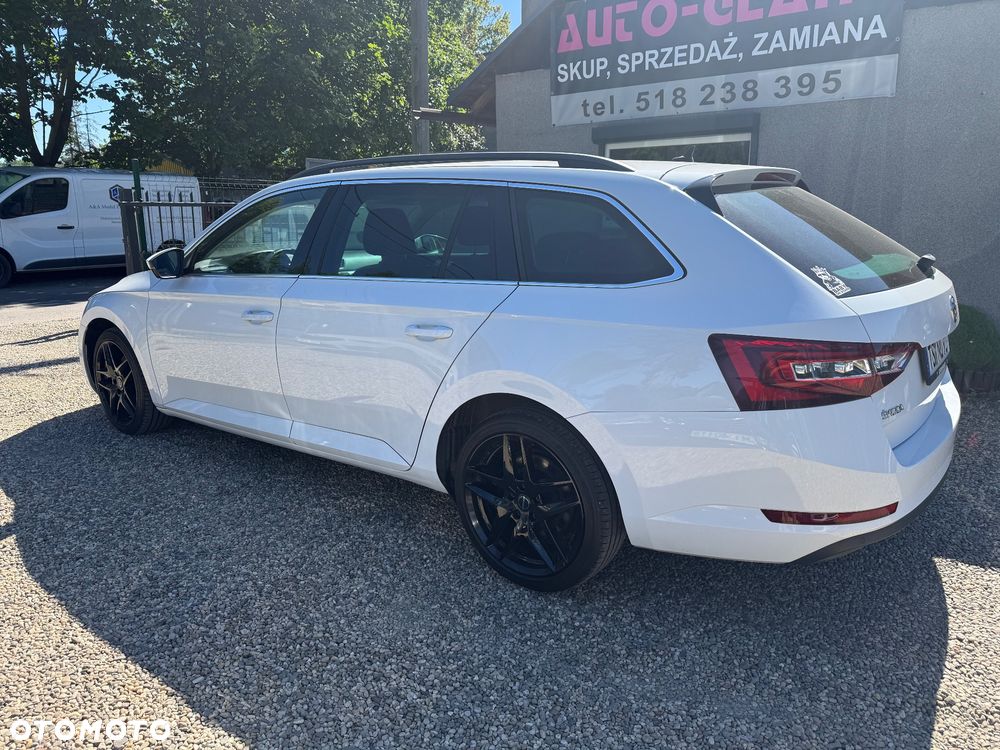Skoda Superb 2.0 TDI DSG Style - 5