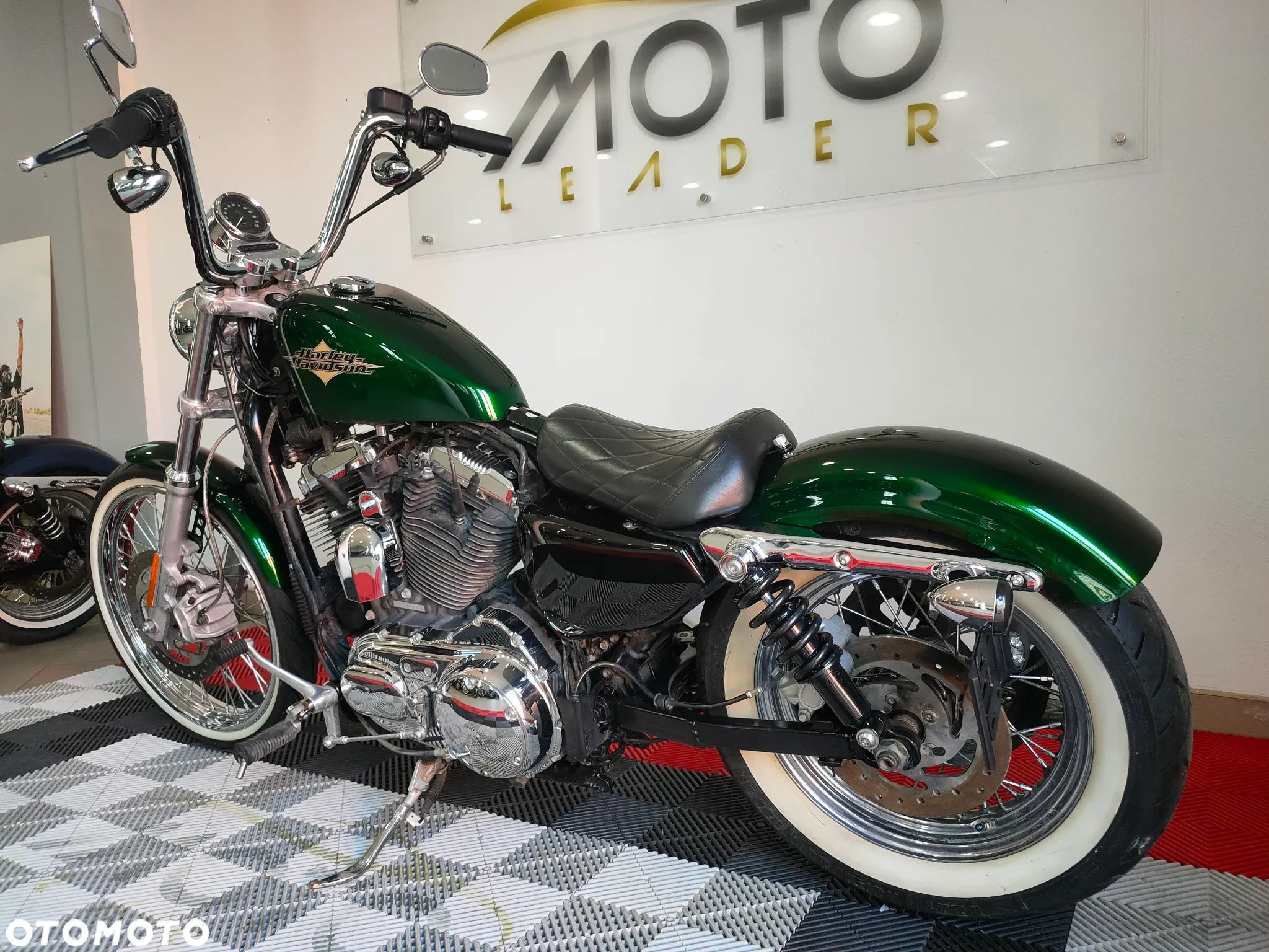 Harley-Davidson Sportster - 1