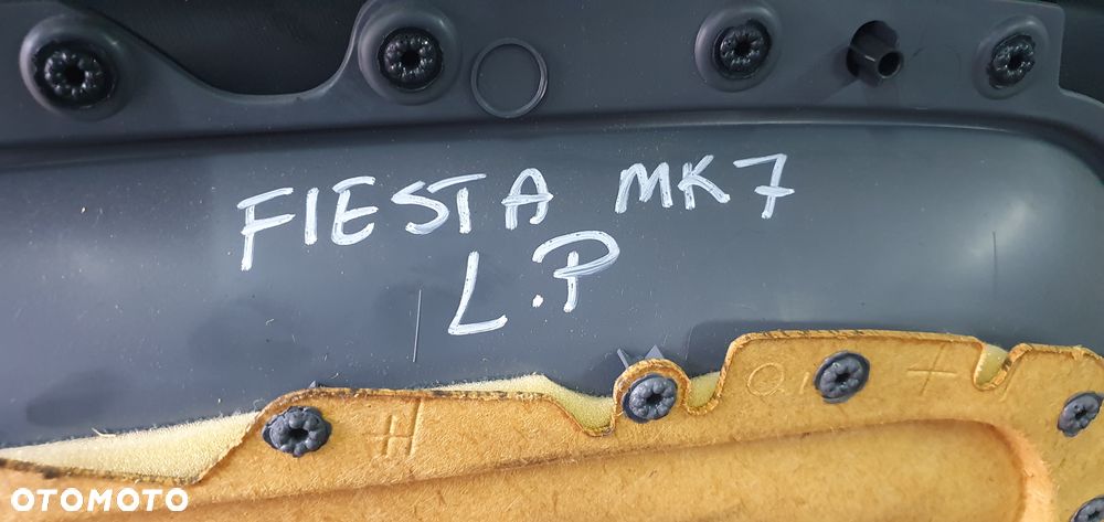 Tapicerka boczek drzwi lewy przód Ford Fiesta MK7 5D - 9