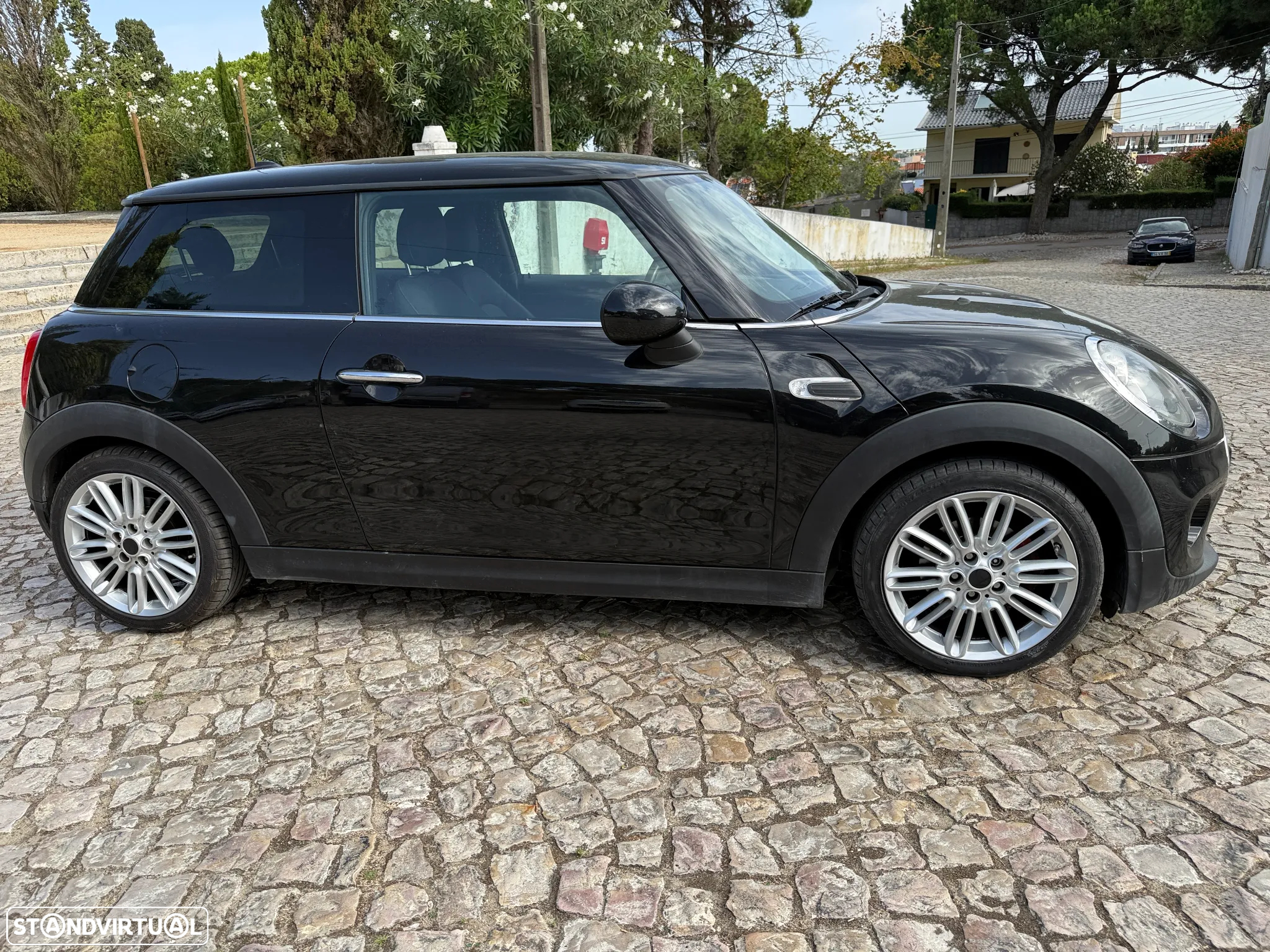 MINI 3 Portas - 2