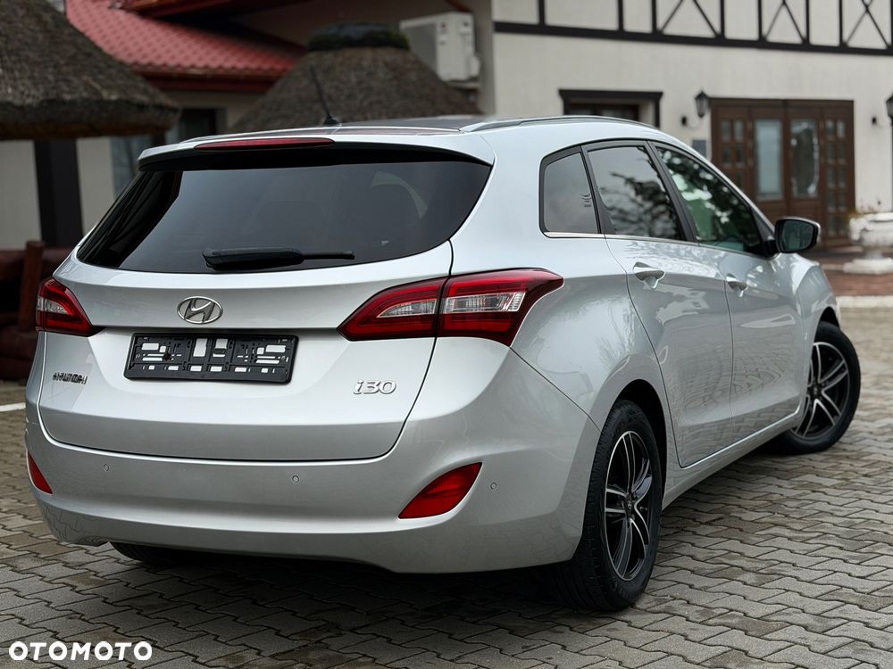 Hyundai i30 Kombi 1.6 GDi DCT Passion - 19