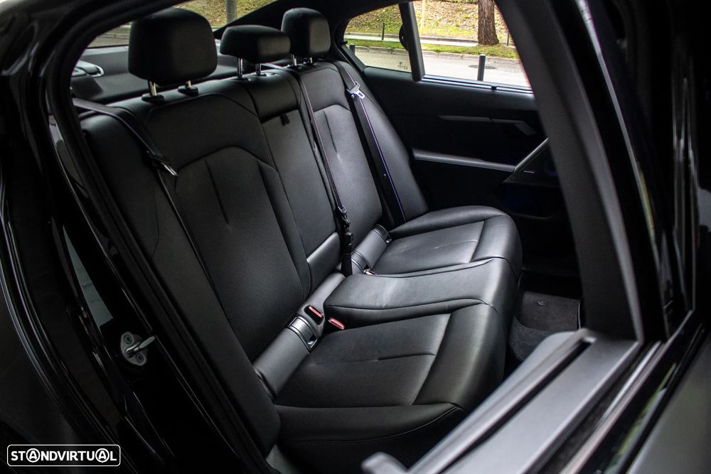 BMW M5 xDrive - 39