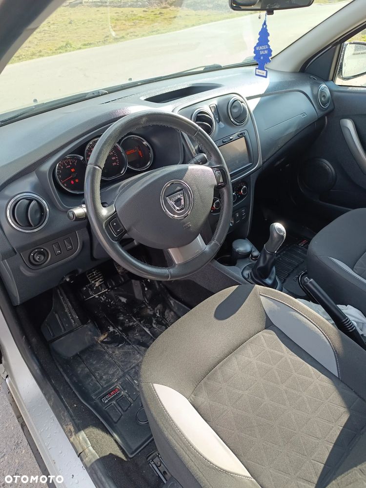 Dacia Sandero Stepway 1.5 dCi - 11