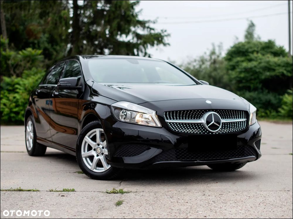 Mercedes-Benz Klasa A 180 (BlueEFFICIENCY) Urban - 3
