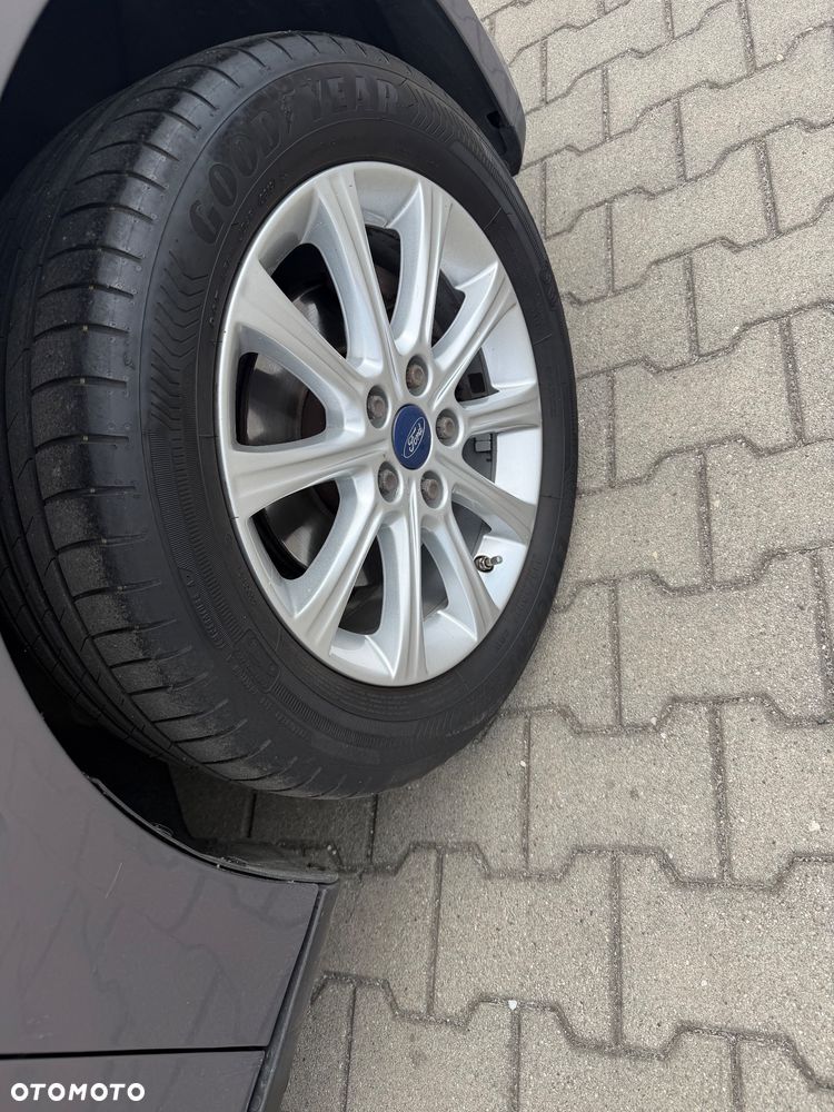 Ford Focus 1.0 EcoBoost Start-Stopp-System SYNC Edition - 22