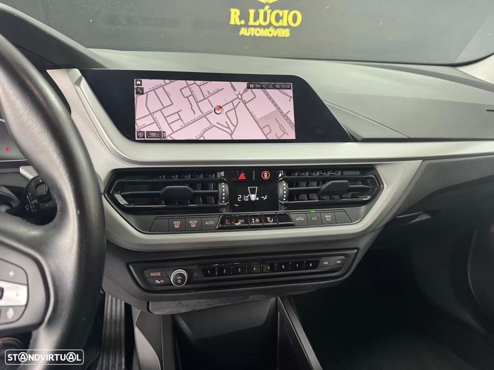 BMW 116 d Line Luxury - 26