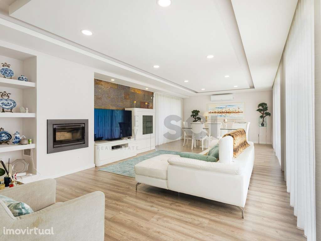 Moradia Independente T4 Verdizela 900 m2 de Terreno com Piscina - Grande imagem: 4/26