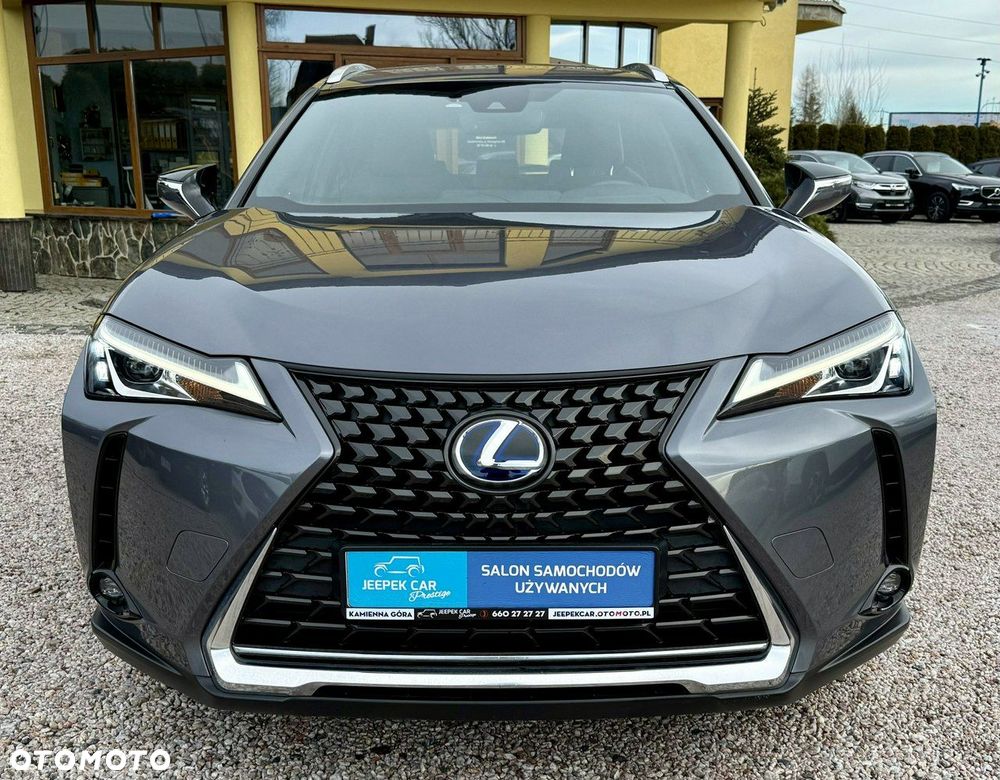 Lexus UX - 2