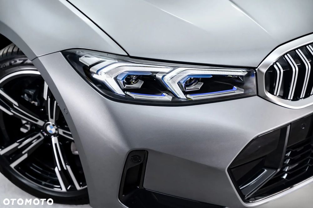 BMW Seria 3 318i M Sport - 19