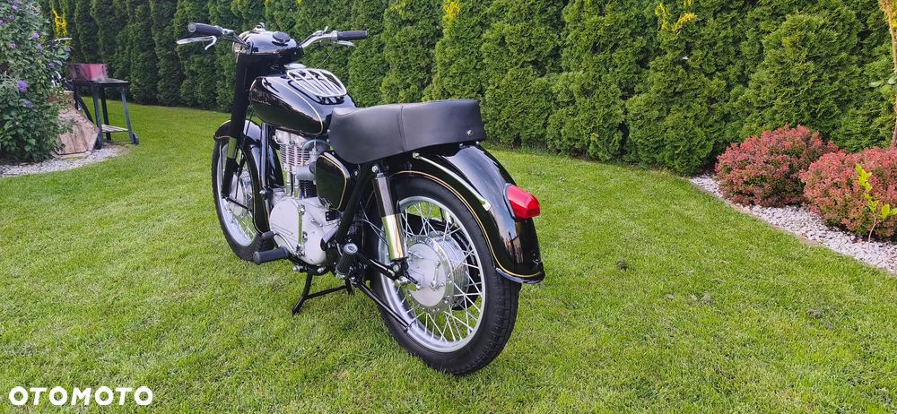 Junak M - 19