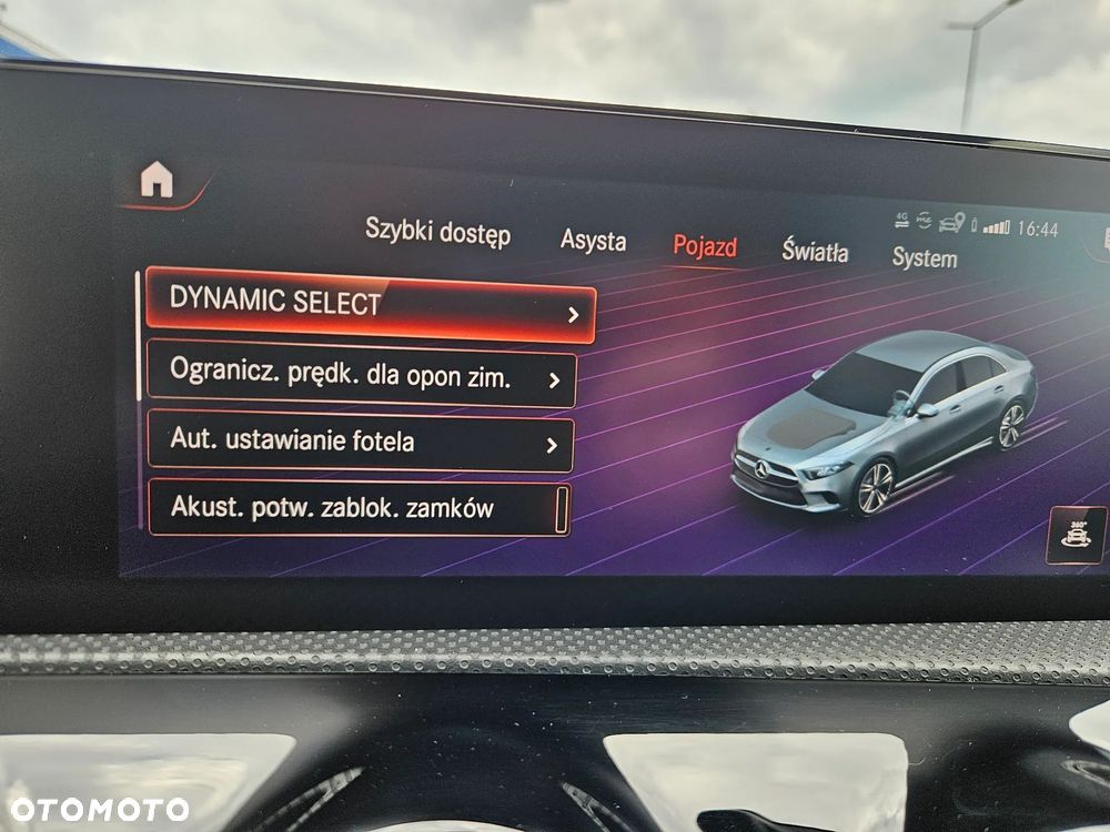 Mercedes-Benz Klasa A 220 d 4-Matic AMG Line 8G-DCT - 24
