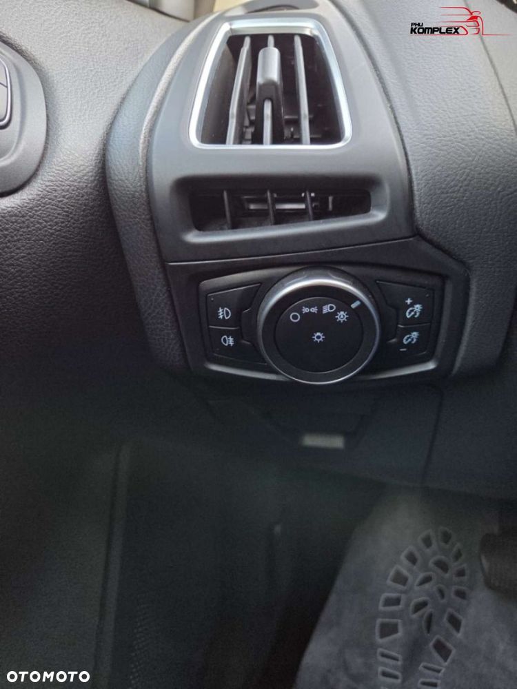 Ford Focus - 22