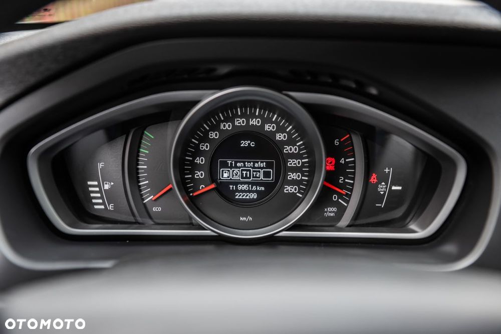 Volvo V40 D2 Drive-E Base - 20