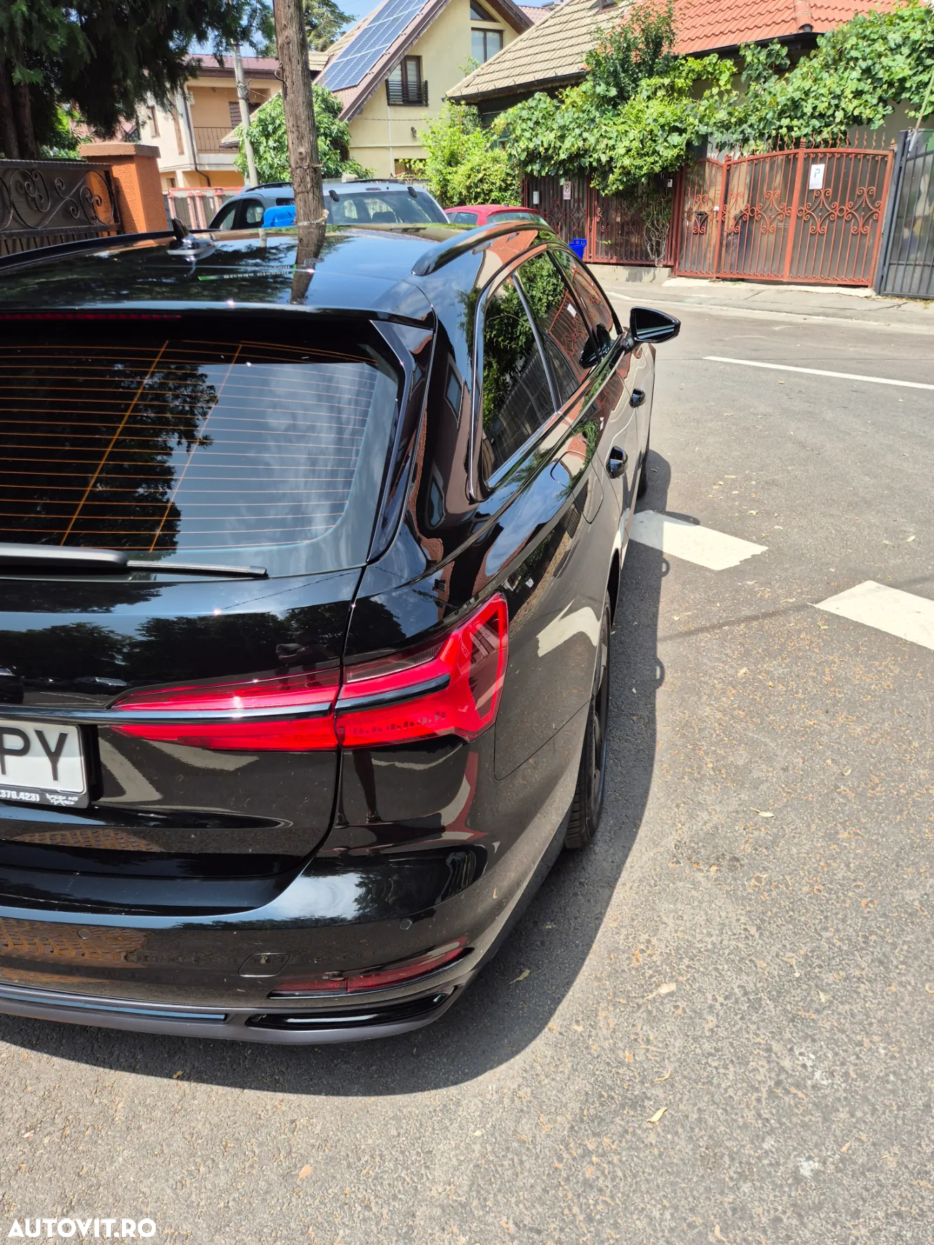 Audi A6 Avant 2.0 40 TDI quattro S tronic Design - 4