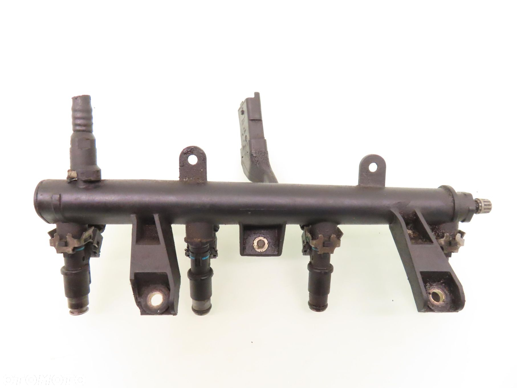 LISTWA WTRYSKOWA PEUGEOT 206 1.4 9628982980C 9638128080 - 3