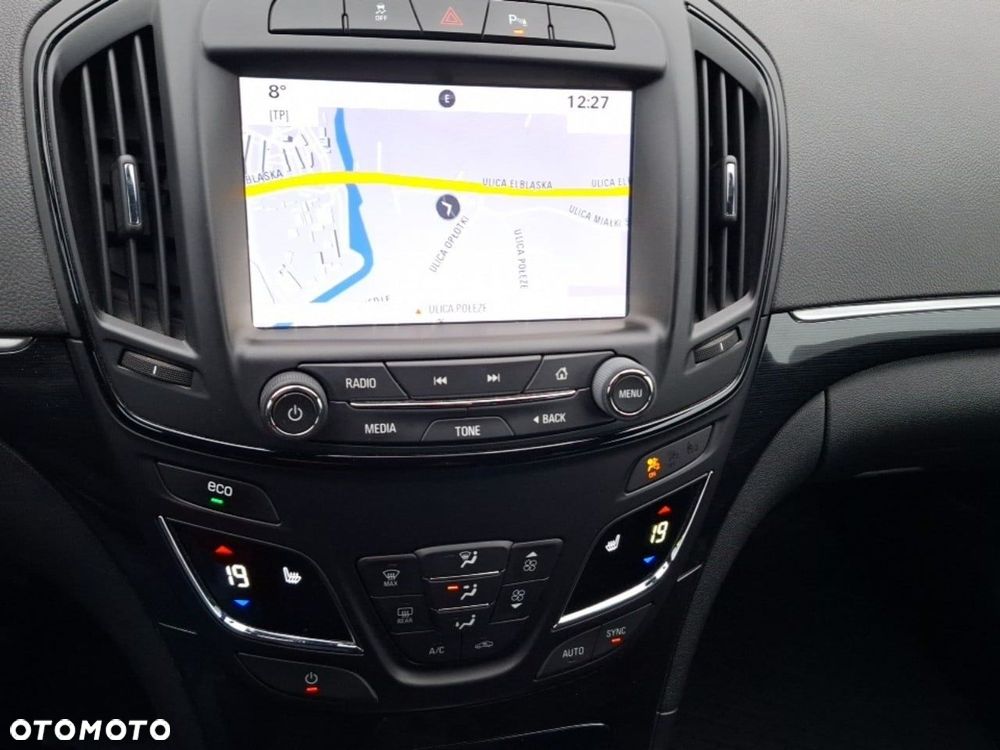 Opel Insignia 1.6 T Cosmo S&S - 24