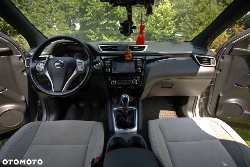 Nissan Qashqai 1.6 dCi 4x4 360 S&S - 19