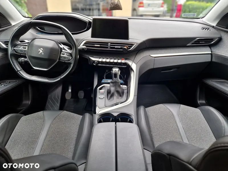 Peugeot 3008 1.2 PureTech Allure S&S - 14