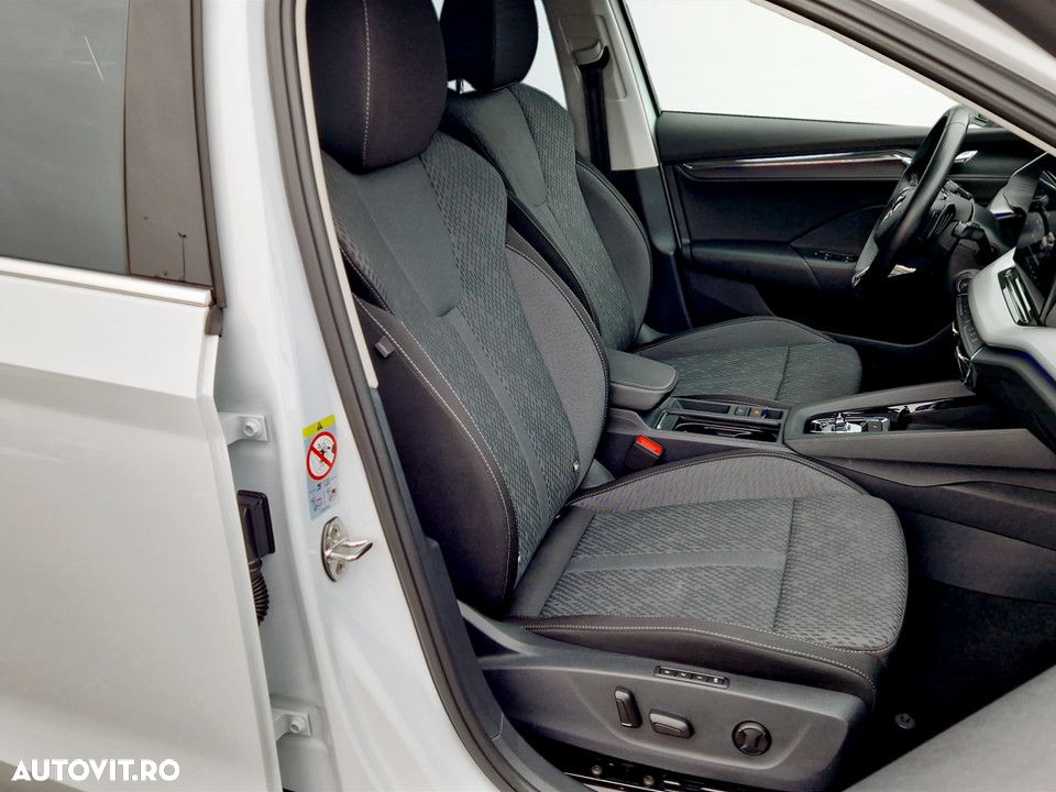 Skoda Octavia 2.0 TDI DSG Style - 14