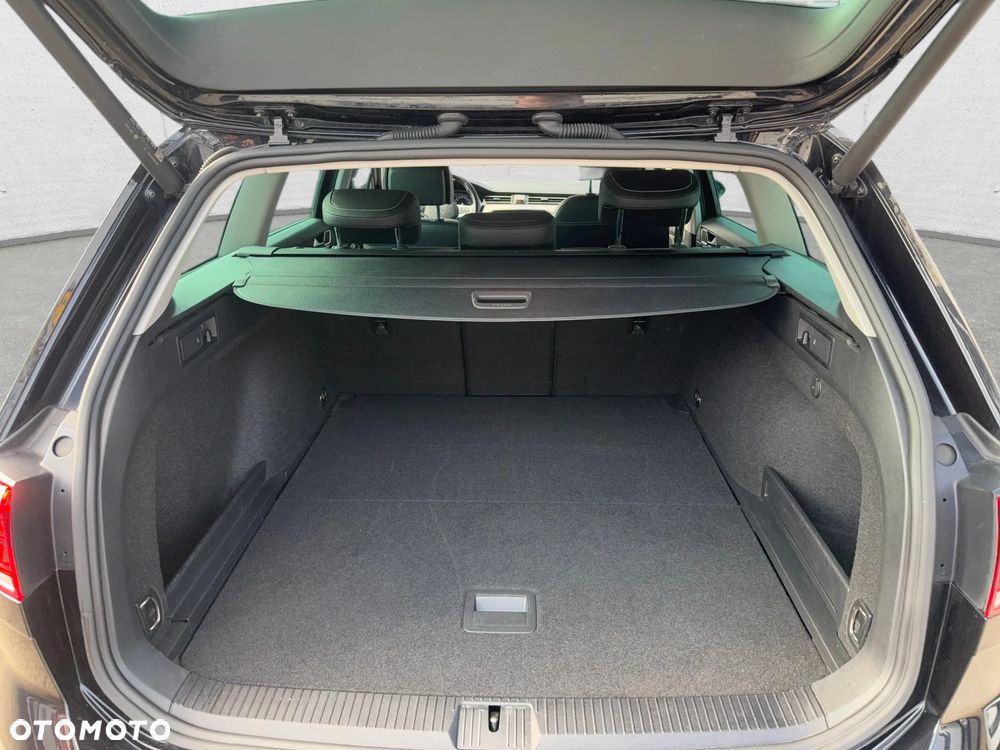 Volkswagen Passat Variant - 10
