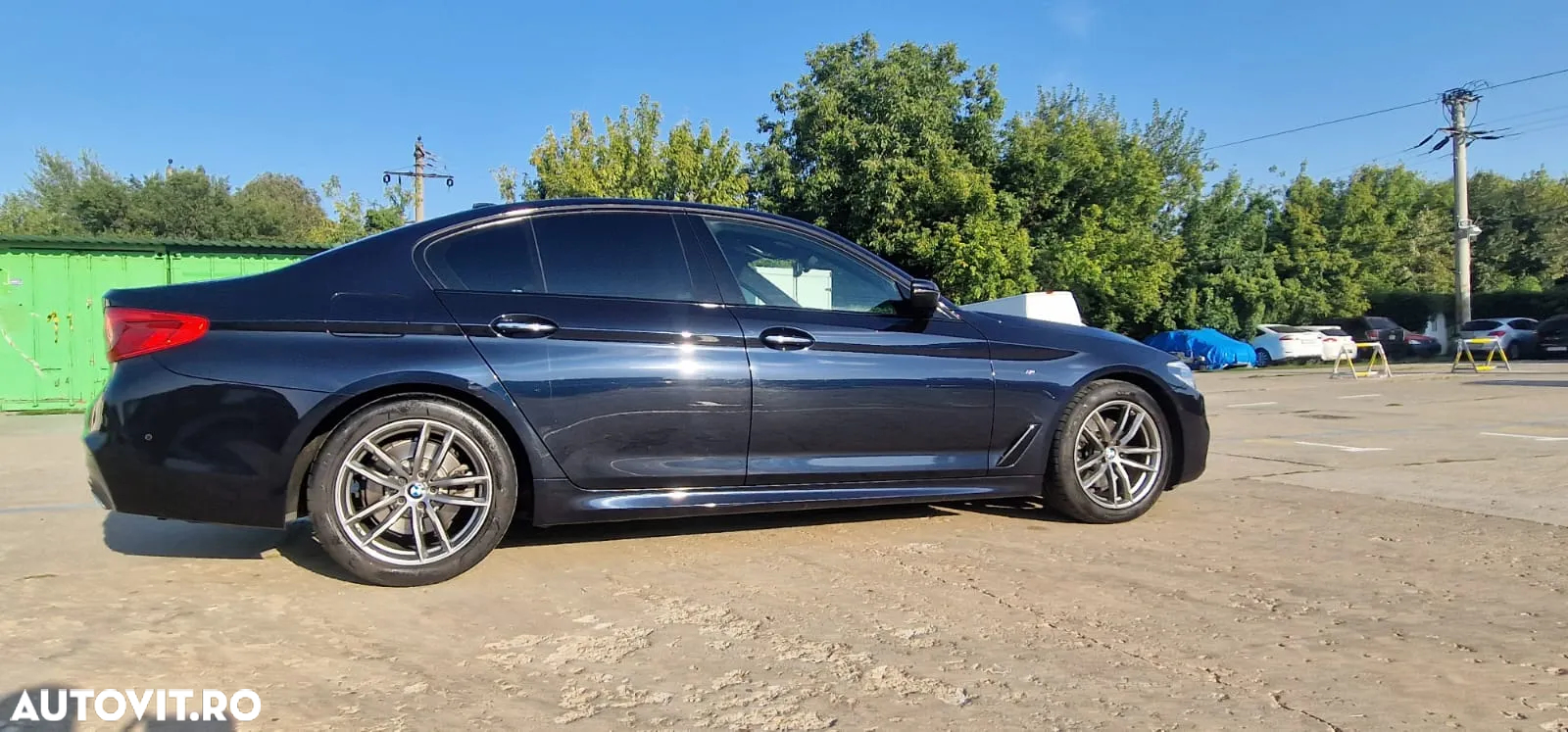BMW Seria 5 520i AT - 10