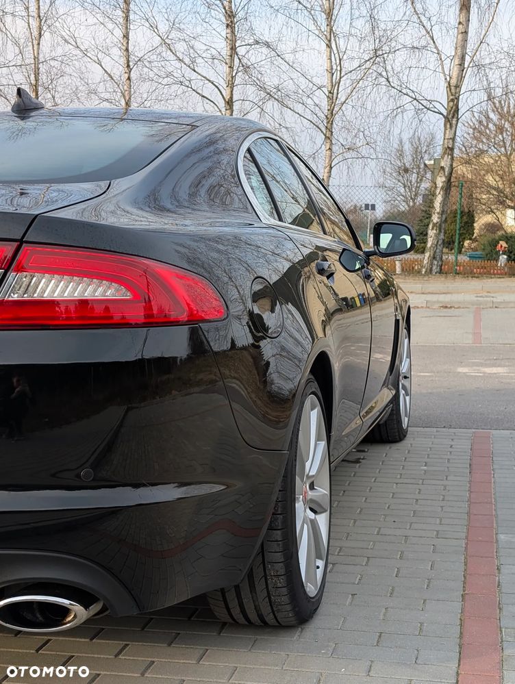 Jaguar XF 3.0 V6 D S Luxury - 6