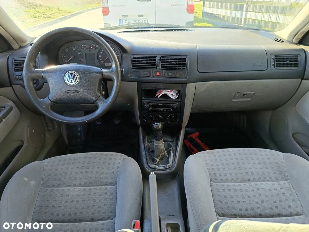 Volkswagen Golf 1.9 TDI Comfortline - 6