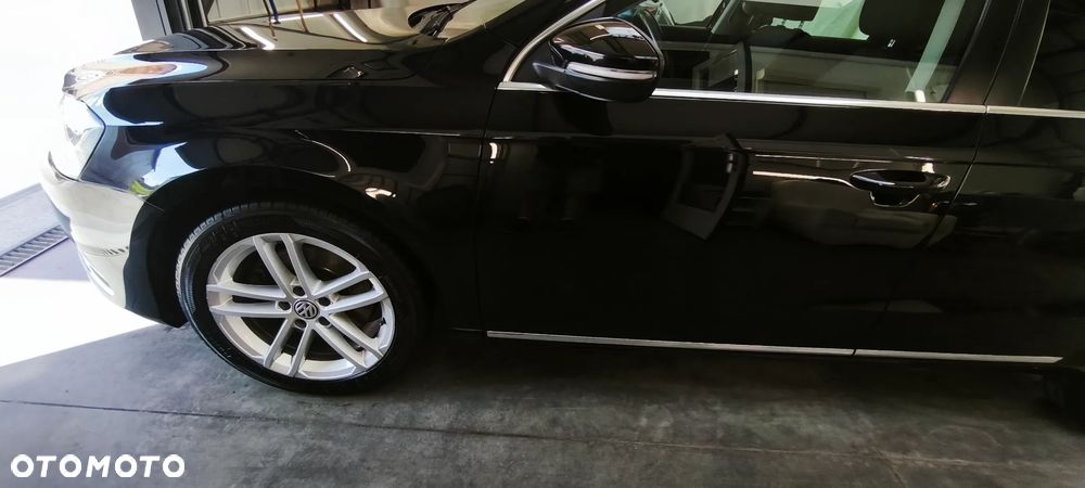Volkswagen Passat 2.0 TDI Comfortline DSG - 4