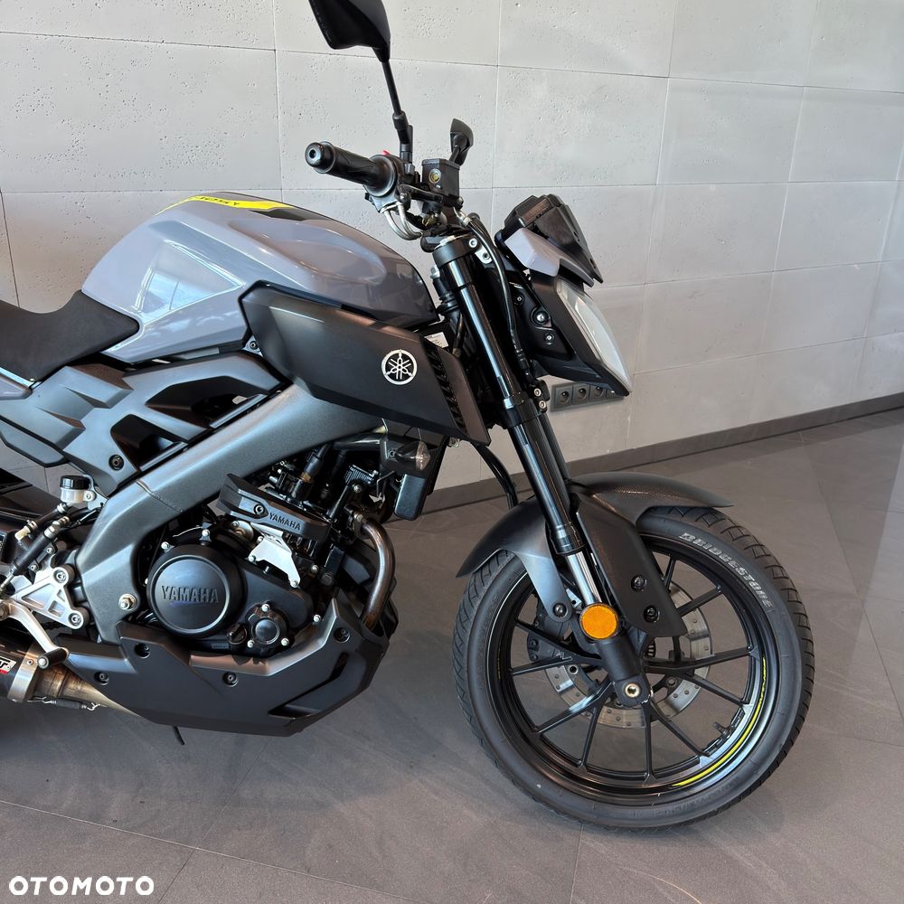 Yamaha MT - 5