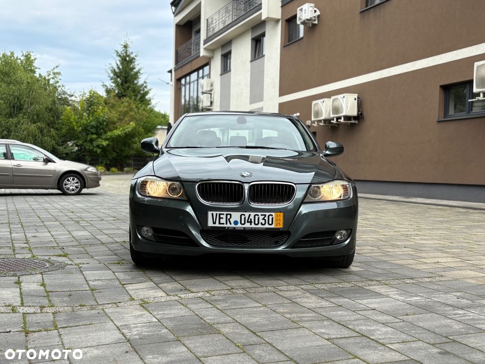 BMW Seria 3 - 8