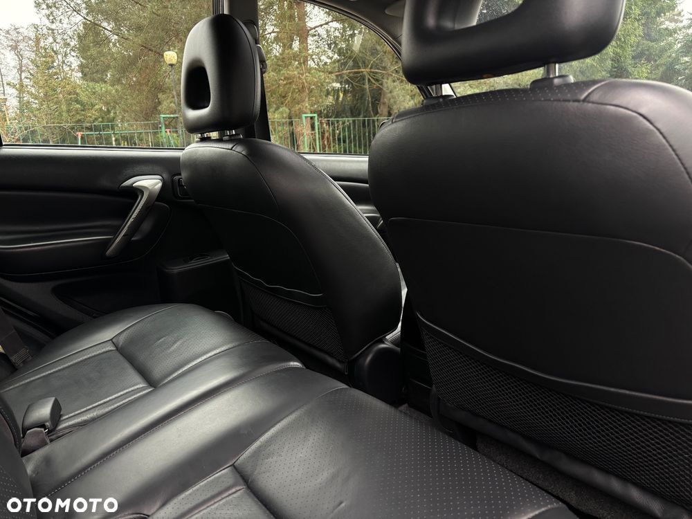 Toyota RAV4 2.0 VVT-i 4x4 - 22