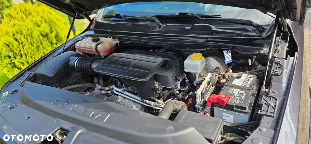Dodge RAM - 32