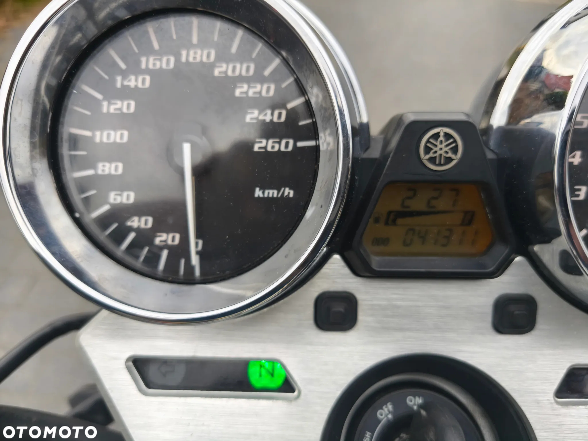 Yamaha XJR - 14
