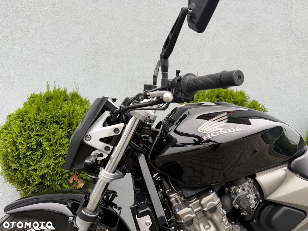 Honda Hornet - 36