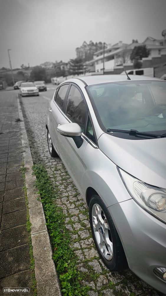 Ford Fiesta 1.25 Trend - 9