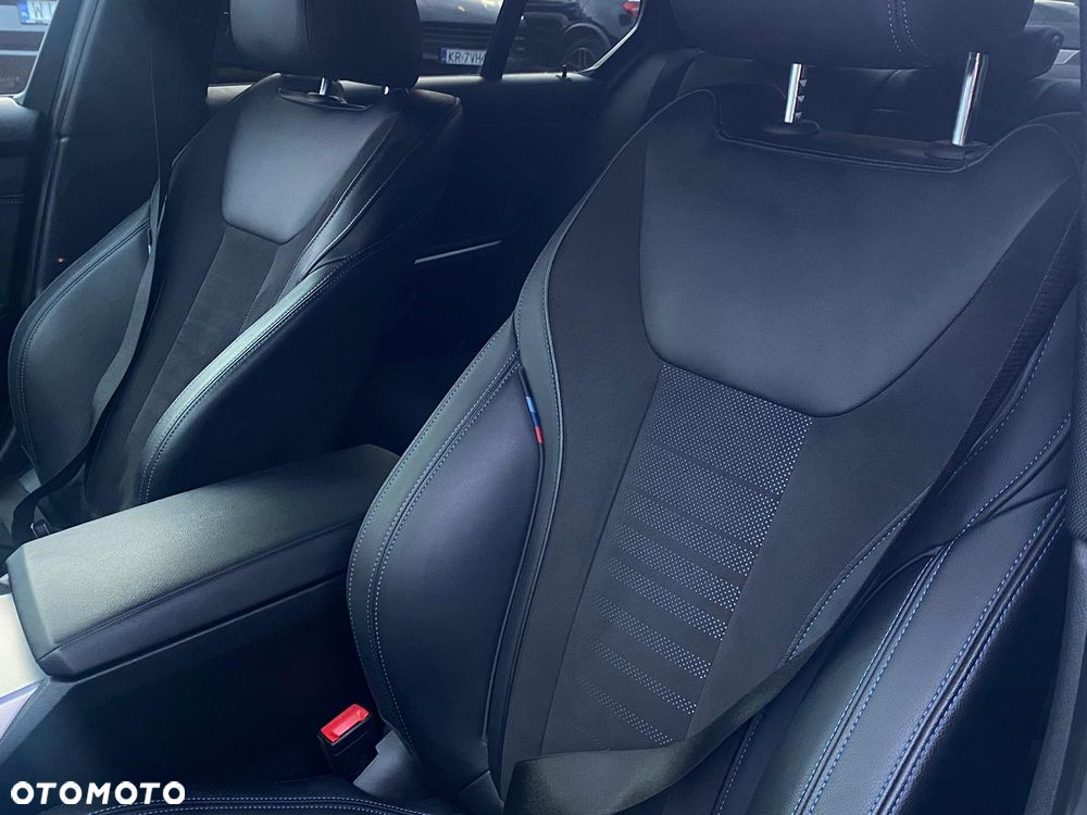 BMW Seria 3 330d xDrive mHEV M Sport - 23