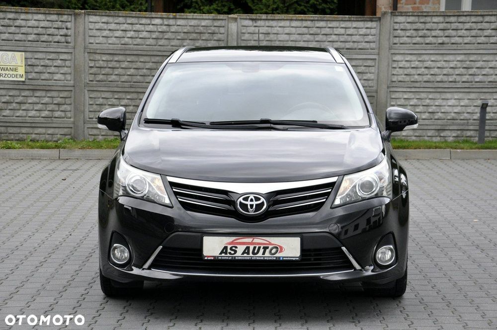Toyota Avensis - 23