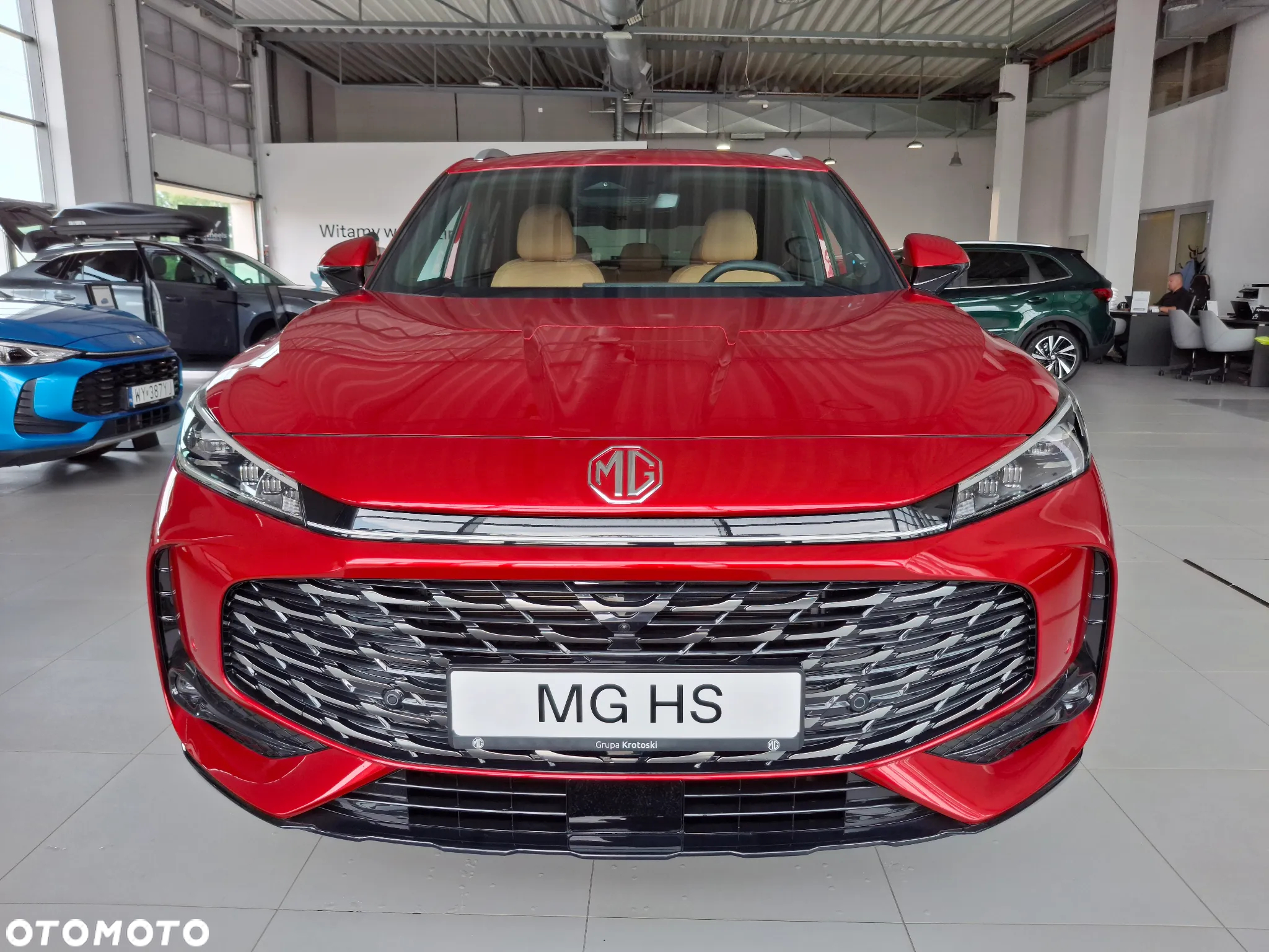 MG HS - 3